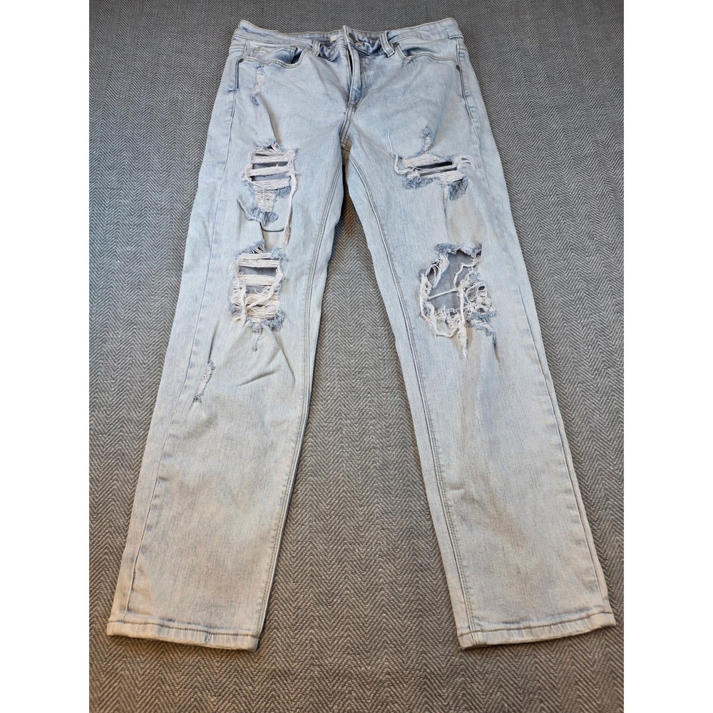 Eunina Light Wash Distressed Boyfriend Jeans Size 11/30 E87061IND